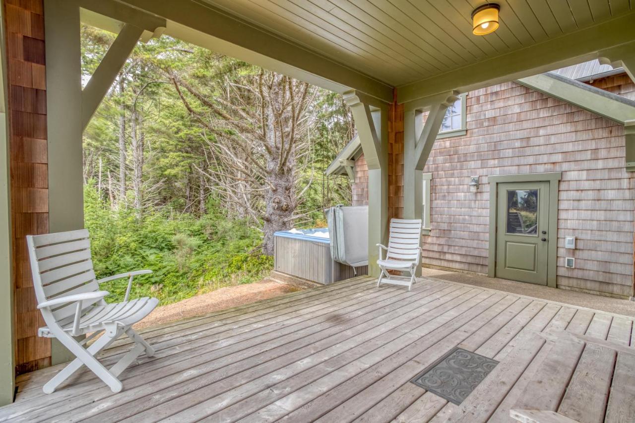 Cascade Cottage Lincoln City Exterior photo